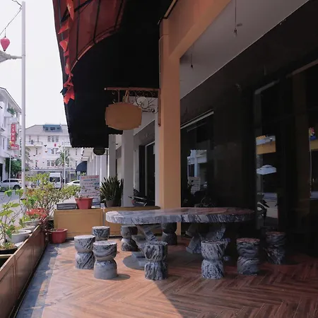 Ruby hotel Tuần Châu