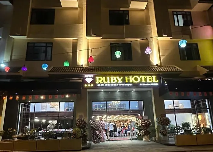Hotel Ruby Tuan Chau