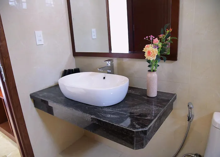 Hotel Ruby Tuan Chau 3*
